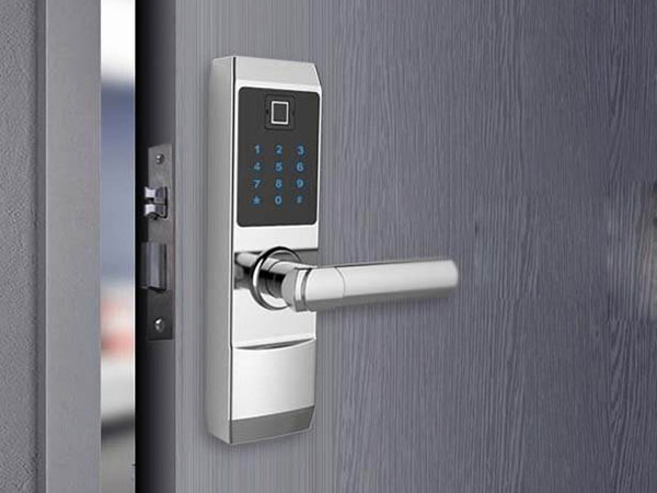 坡头24小时上门开锁公司