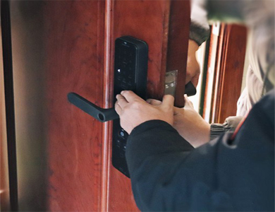 坡头24小时上门开锁公司
